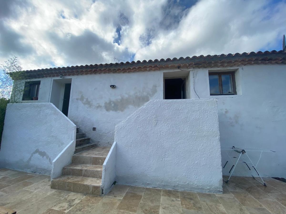Gite A La Ferme Avec Jacuzzi Et Sauna Villefloure Exteriör bild